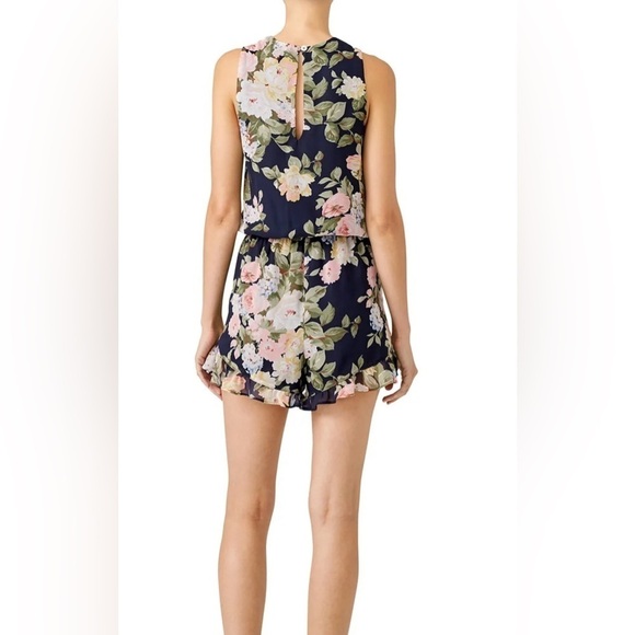 SHOW ME YOUR MUMU Floral Riri Romper Navy Cream Size Medium Surplice Neckine - Picture 2 of 13